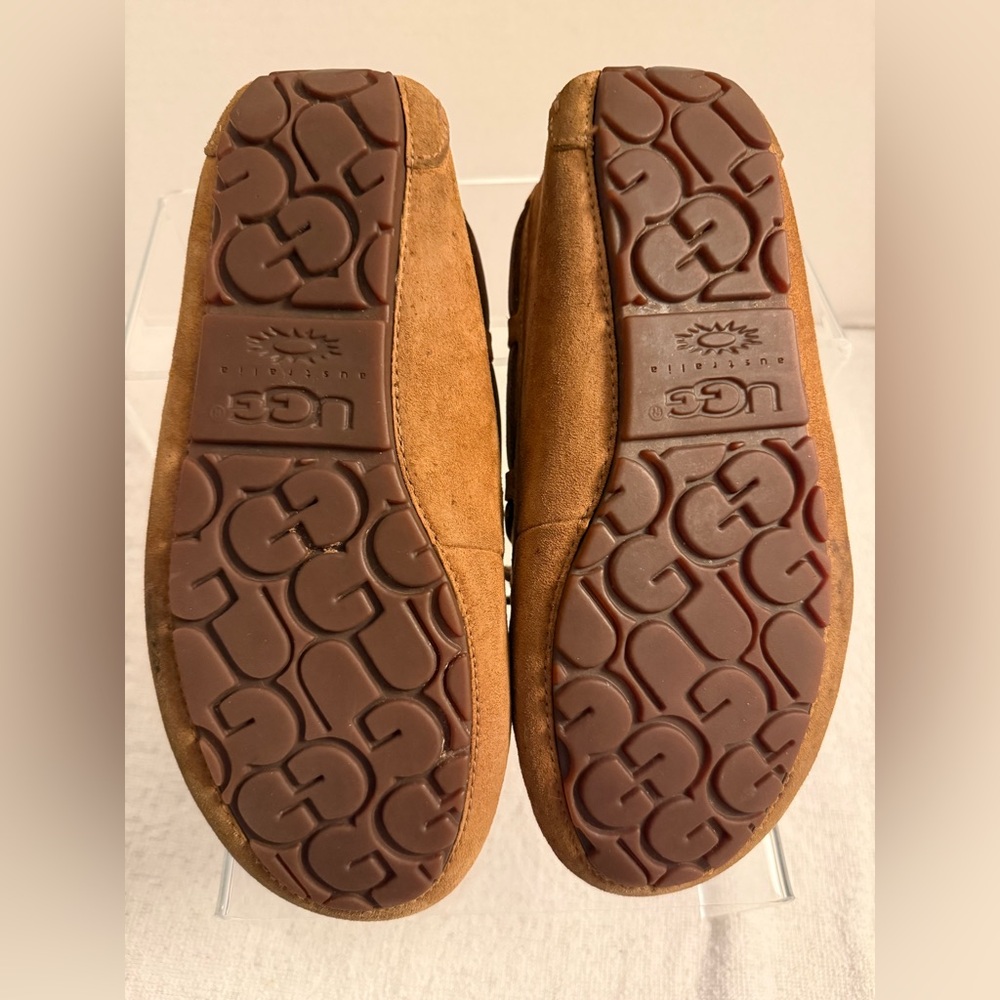 UGG Australia Suede Moccasin Slippers | Women’s Size 7 | Cozy Shearling Lined - Picture 8 of 10